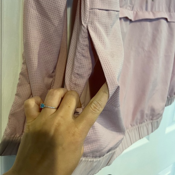 Lululemon light pack pullover pink size 2 - Picture 12 of 13